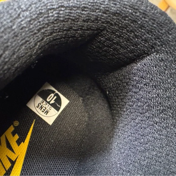 Nike Black and Gold Athletic Shoes - Picture 7 of 14